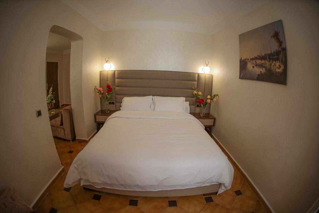 Hotel Des Lilas Oujda Exteriör bild