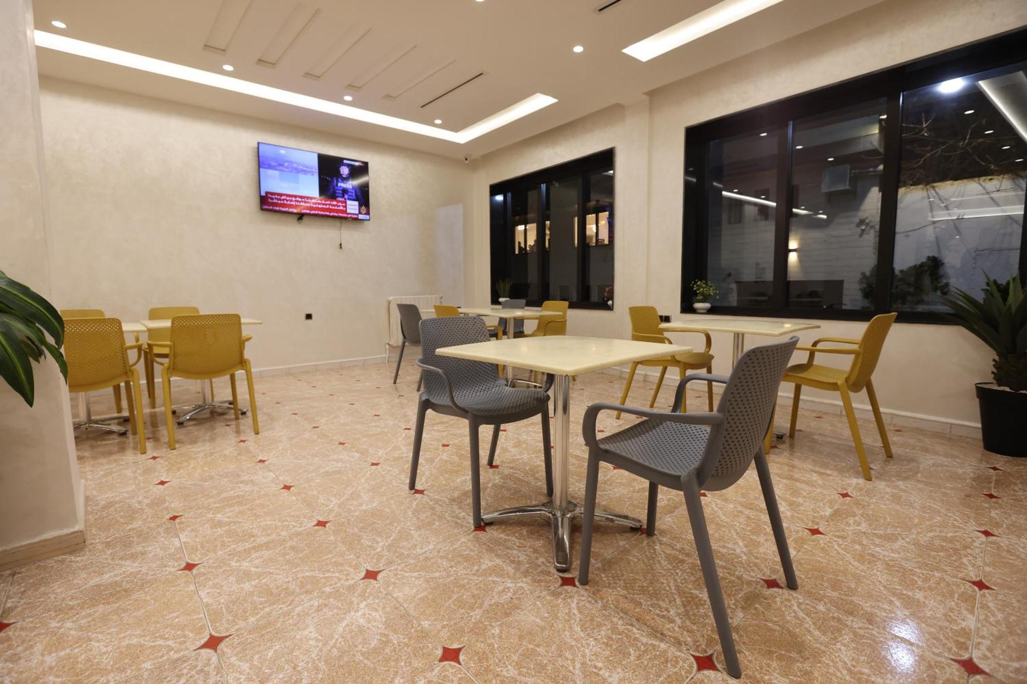 Hotel Des Lilas Oujda Exteriör bild